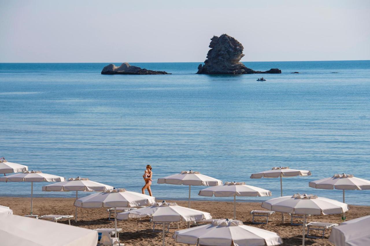 Gattarella Family Resort Puglia - Premium Half-Board A La Carte Vieste Exterior photo