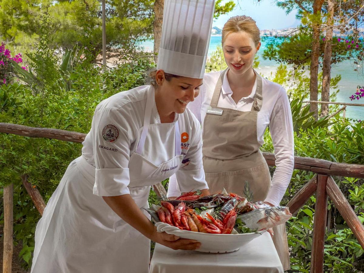 Gattarella Family Resort Puglia - Premium Half-Board A La Carte Vieste Exterior photo