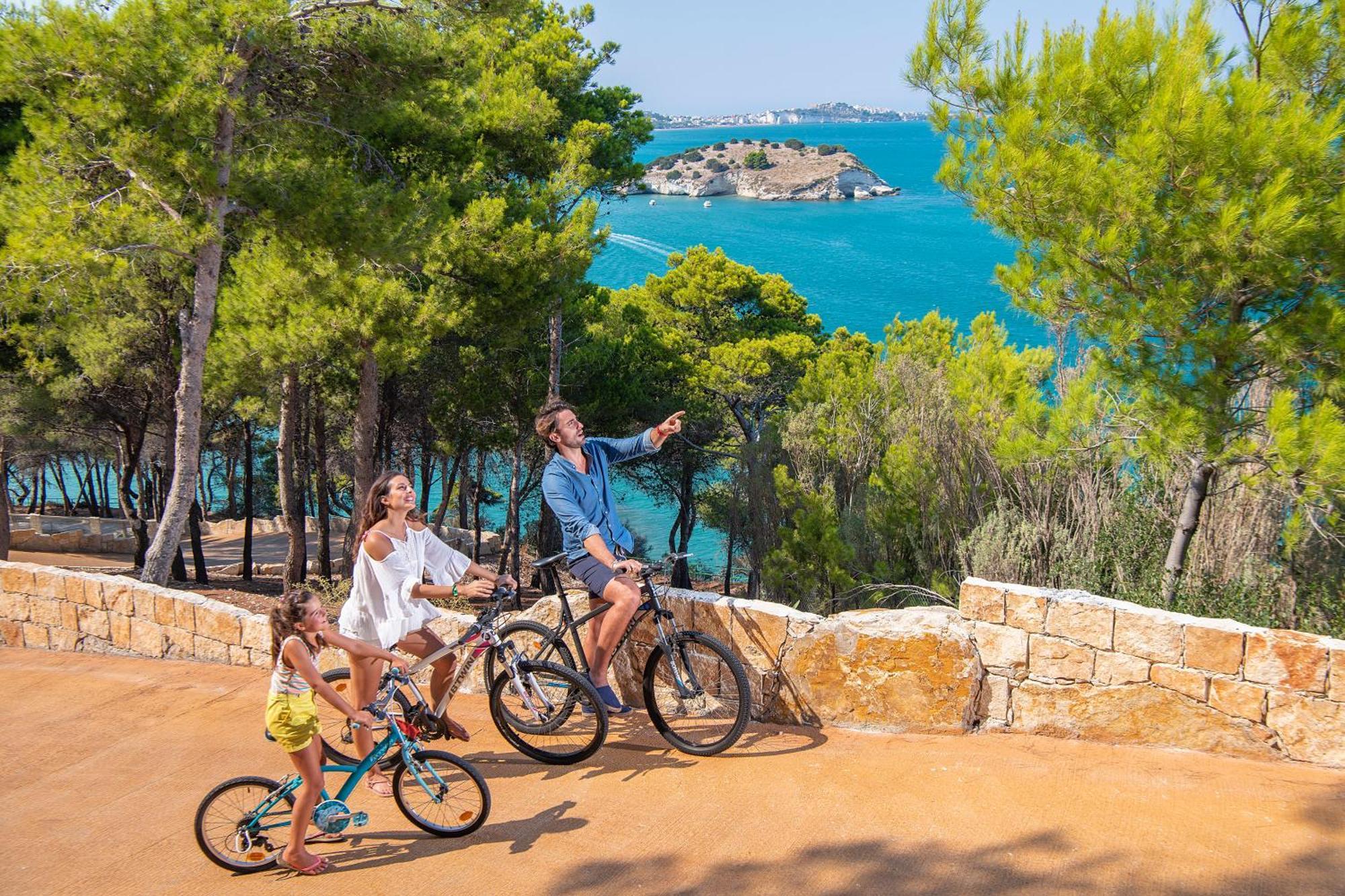Gattarella Family Resort Puglia - Premium Half-Board A La Carte Vieste Exterior photo